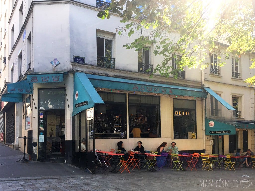 Terraza del  cafe La Laverie en Paris