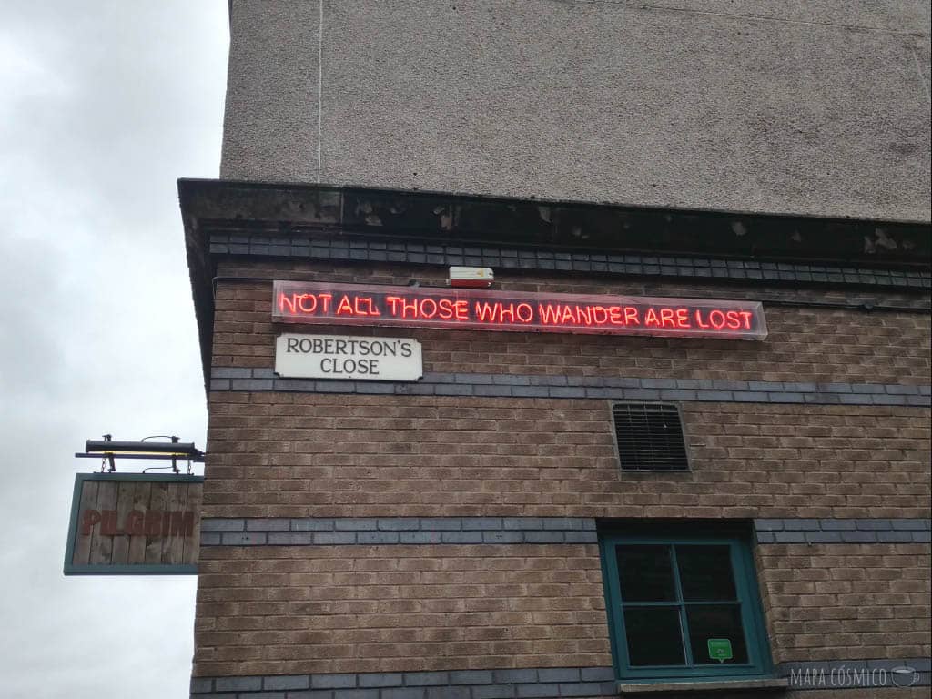 Qué hacer gratis en Edimburgo: arte neones y frases